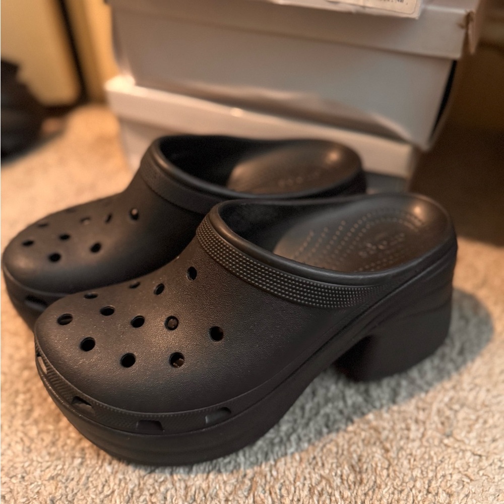 CROCS Black Women's Platform Clogs 11 Women’s